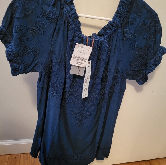 Solitaire Tops - Womens boho blue short sleeve top